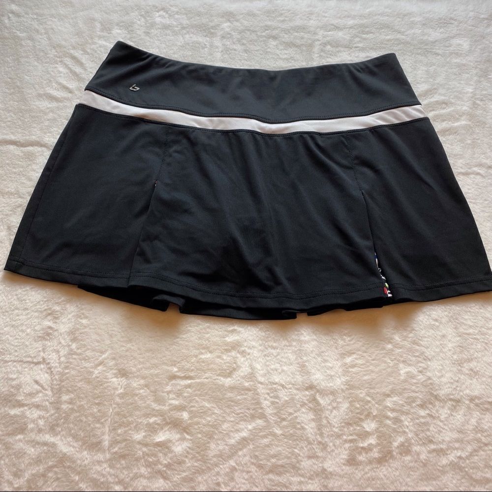 Bolle Black and White Skort Size Large
